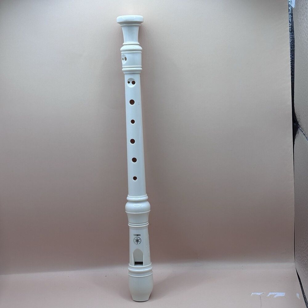 Yamaha YRS-24B Soprano Recorder - Off White  Flaute